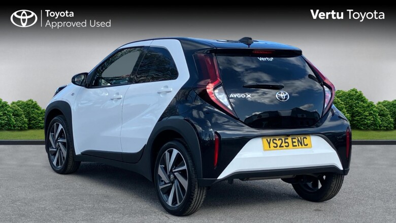 Toyota Aygo X 1.0 VVT-i Edge 5dr Petrol Hatchback
